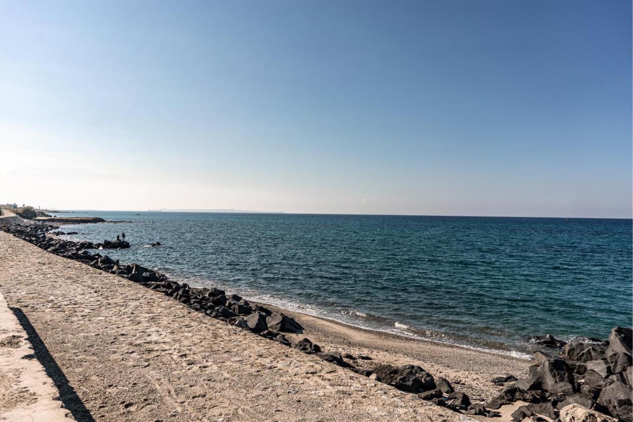 Seashore House - Appartamento A 100 Mt Dal Mare Villafranca Tirrena Extérieur photo